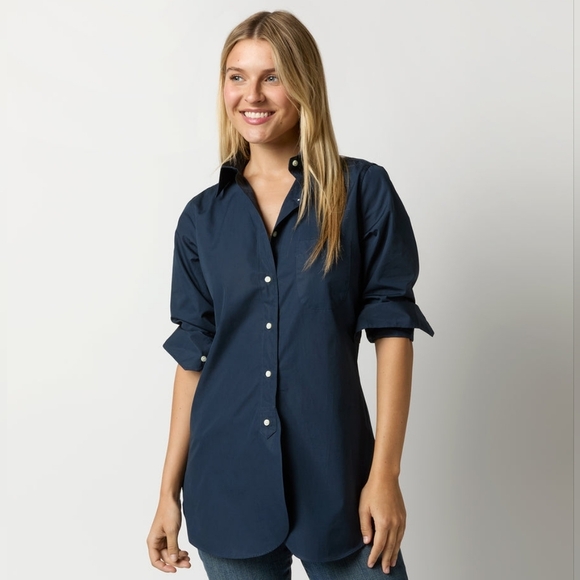 ANN MASHBURN Tops - Ann Mashburn Button Up Boyfriend ShirtIn Navy Poplin Size Small Women's